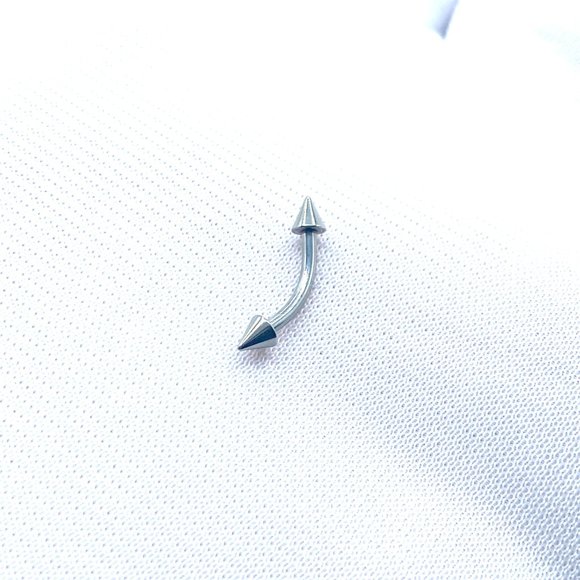 16G Spikes Daith Earring Eyebrow Piercing Rook Earring Rook Piercing Eyebrow - Picture 2 of 5